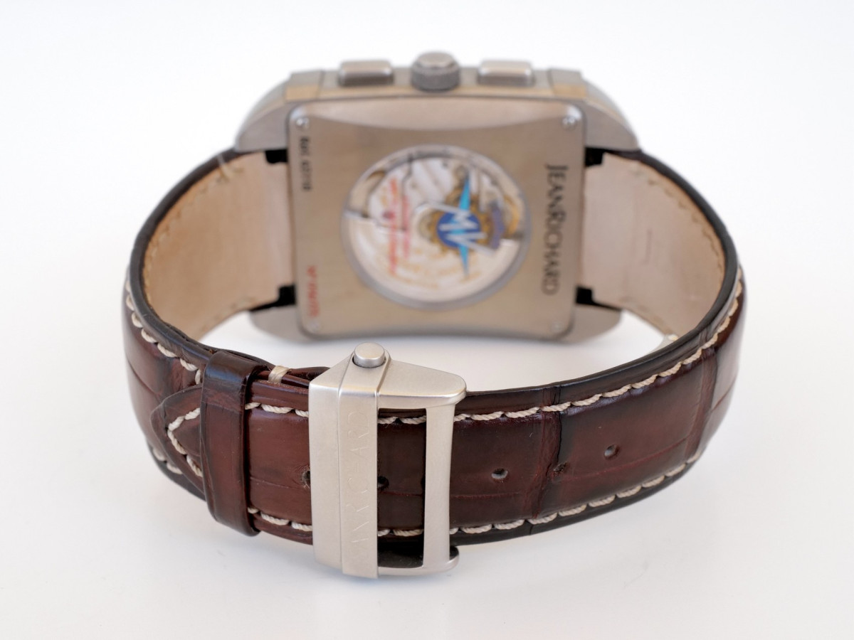 Швейцарський годинник Jeanrichard Paramount Agusta MV 75 World Champion Limited Edition of 175