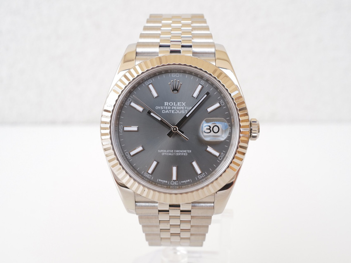 Швейцарський годинник Rolex Datejust 41 Rhodium Dial Jubilee