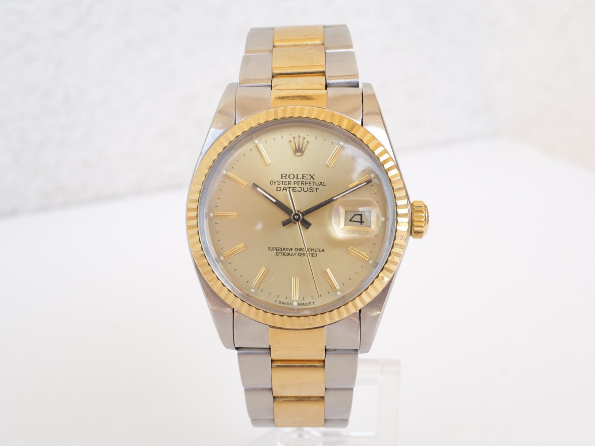 Швейцарський годинник Rolex Datejust 36 Oyster Gold Steel Champagne Dial