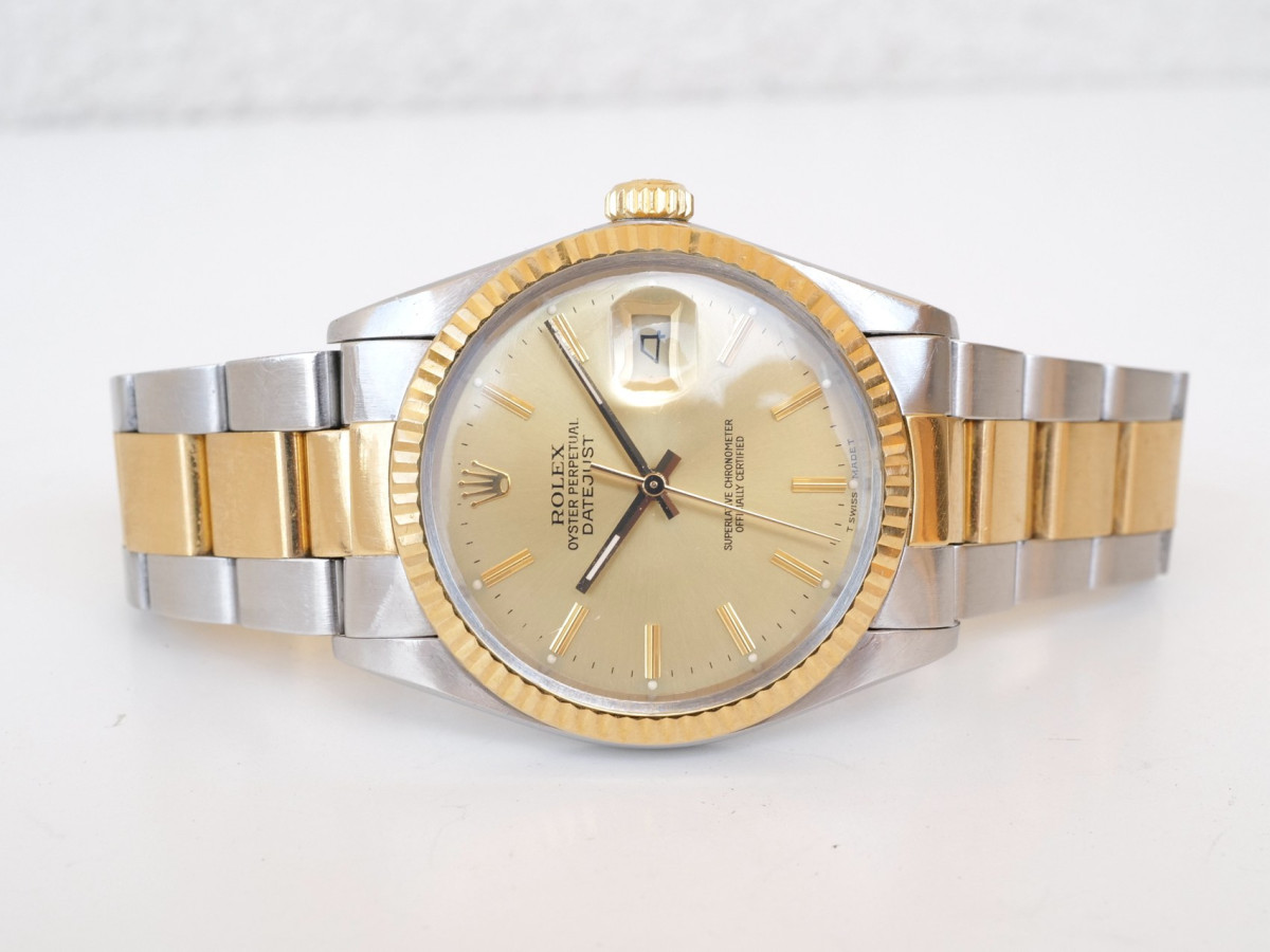 Швейцарський годинник Rolex Datejust 36 Oyster Gold Steel Champagne Dial