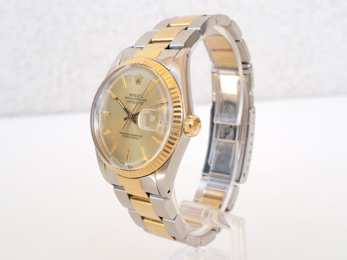 Швейцарський годинник Rolex Datejust 36 Oyster Gold Steel Champagne Dial