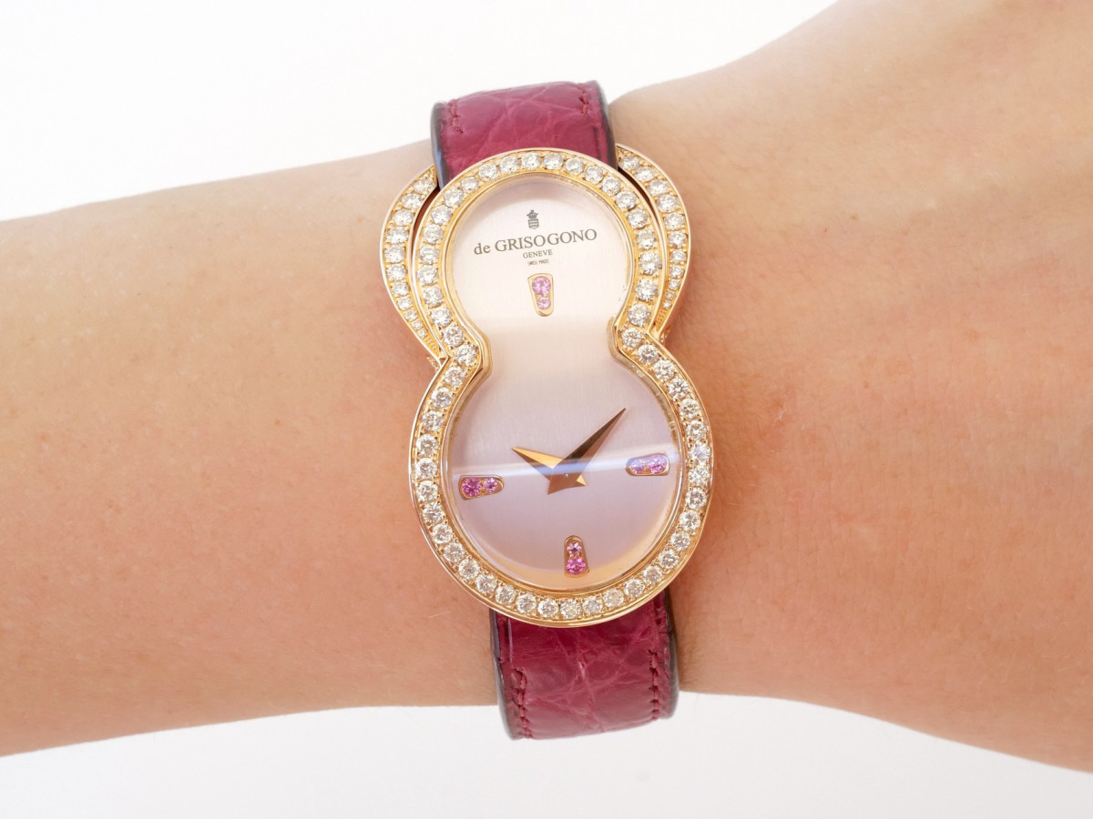 Швейцарские часы De Grisogono Be Eight 18K Rose Gold Diamonds Sapphires