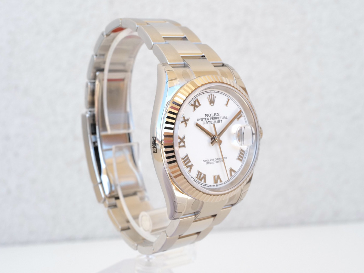 Швейцарские часы Rolex Datejust 36 Oyster White Roman Dial (2024)
