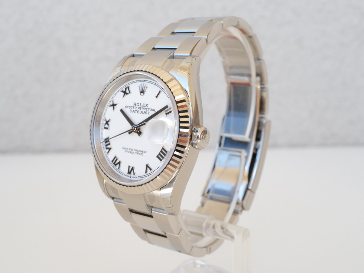 Швейцарские часы Rolex Datejust 36 Oyster White Roman Dial (2024)