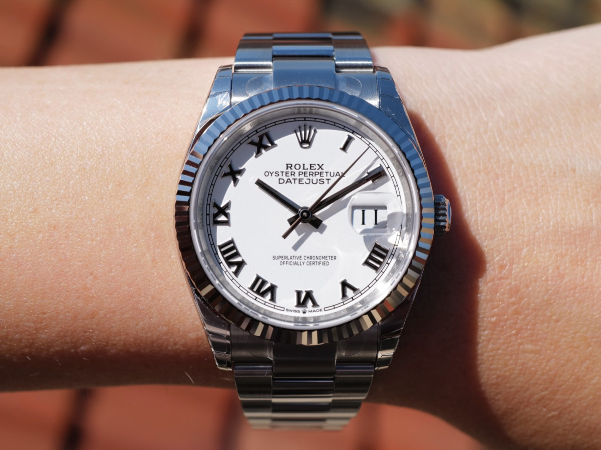 Швейцарские часы Rolex Datejust 36 Oyster White Roman Dial (2024)