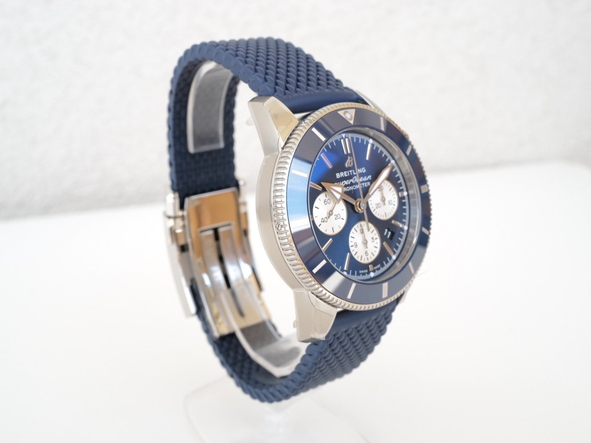 Швейцарские часы Breitling Superocean Heritage B01 Chronograph Blue 44