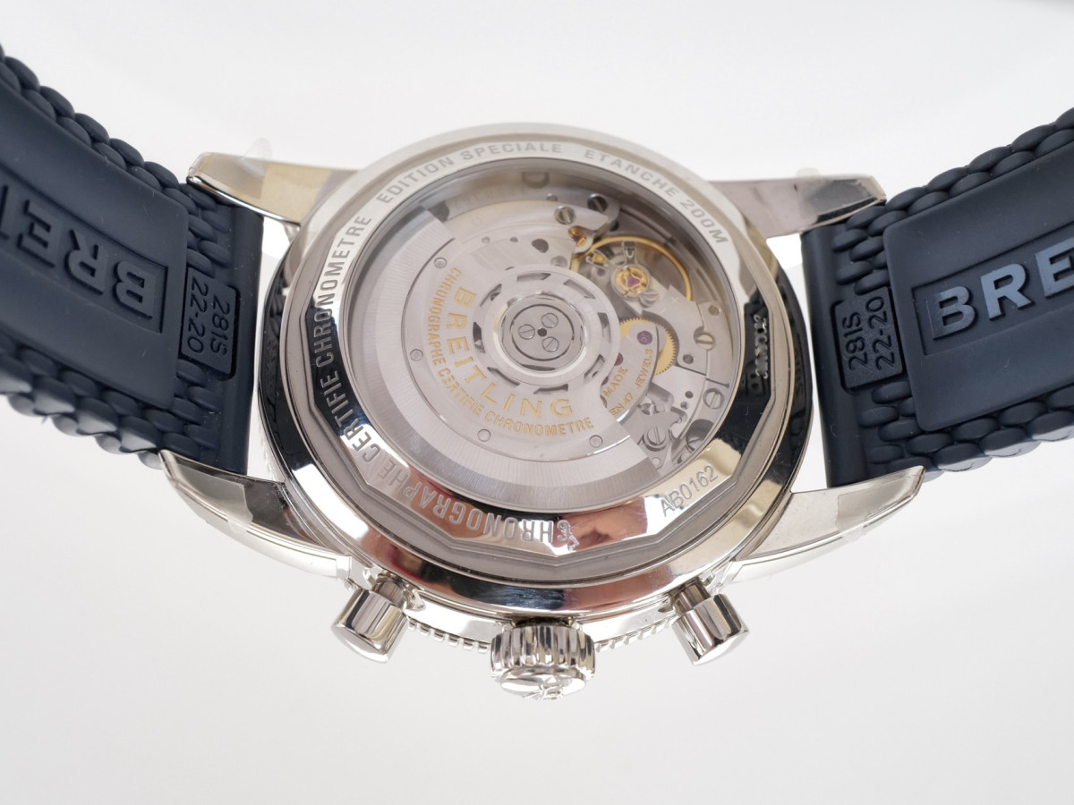 Швейцарские часы Breitling Superocean Heritage B01 Chronograph Blue 44