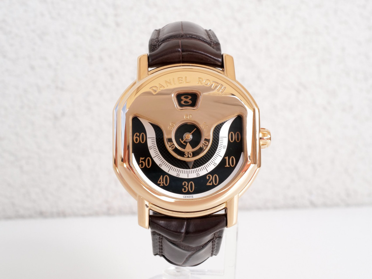 Швейцарские часы Daniel Roth Ellipsocurvex Papillon Jumping Hour 18K Rose Gold Limited Edition