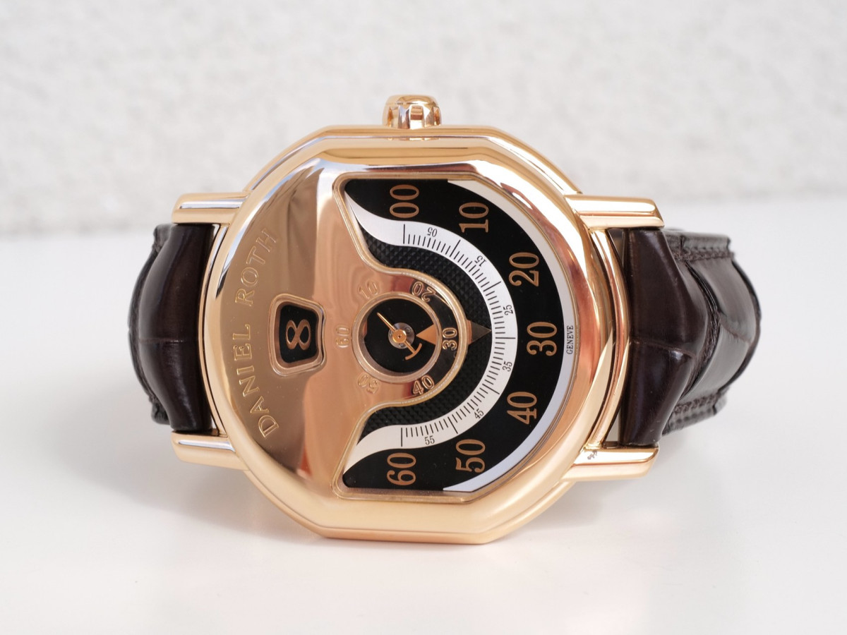 Швейцарские часы Daniel Roth Ellipsocurvex Papillon Jumping Hour 18K Rose Gold Limited Edition