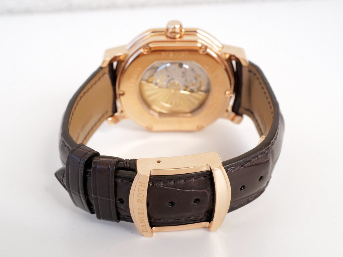 Швейцарские часы Daniel Roth Ellipsocurvex Papillon Jumping Hour 18K Rose Gold Limited Edition