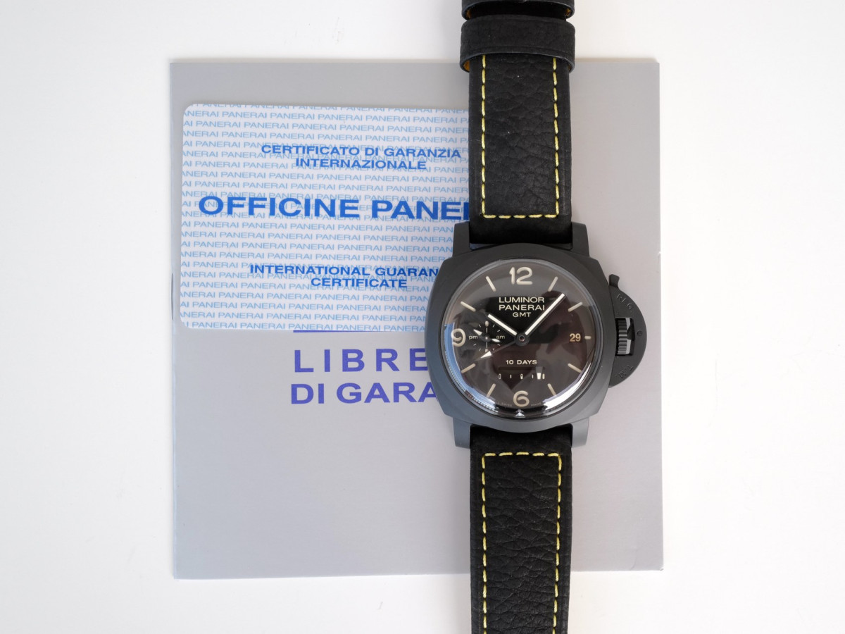 Швейцарський годинник Panerai Luminor 1950 10 Days GMT Power Reserve Black Ceramic 44
