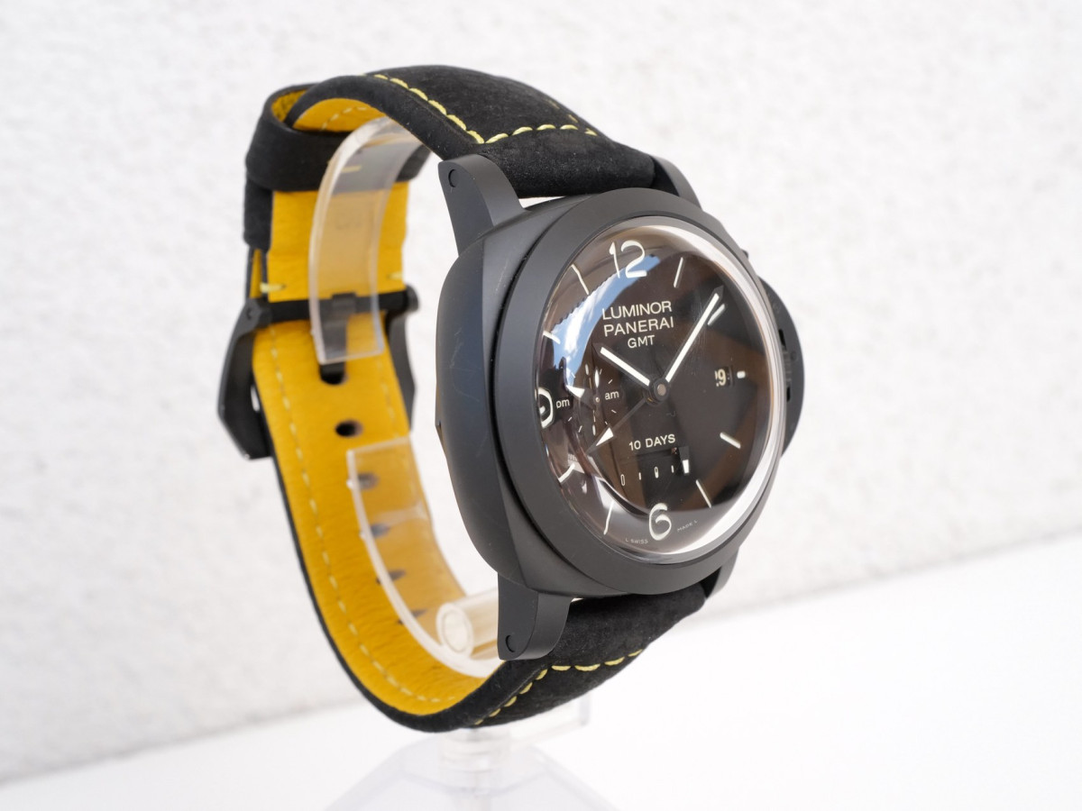 Швейцарський годинник Panerai Luminor 1950 10 Days GMT Power Reserve Black Ceramic 44