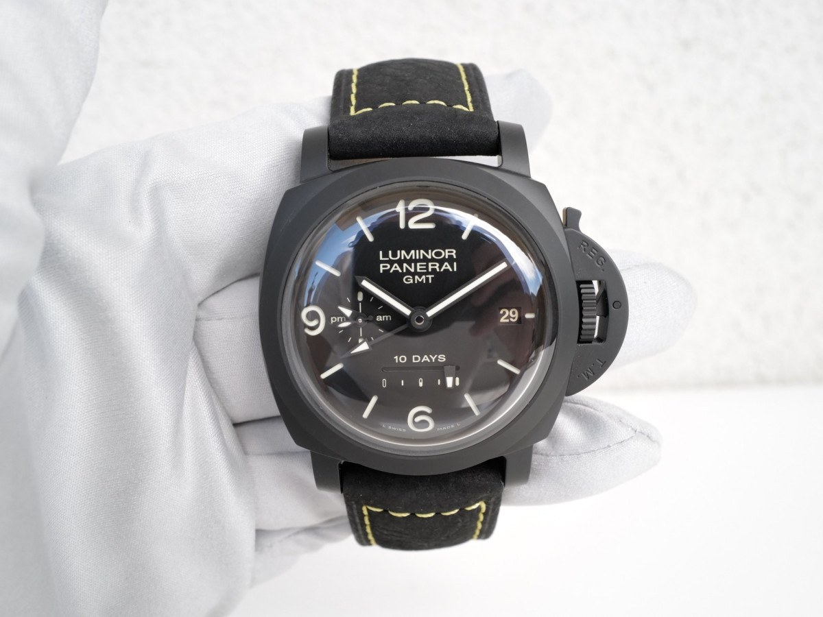 Швейцарський годинник Panerai Luminor 1950 10 Days GMT Power Reserve Black Ceramic 44