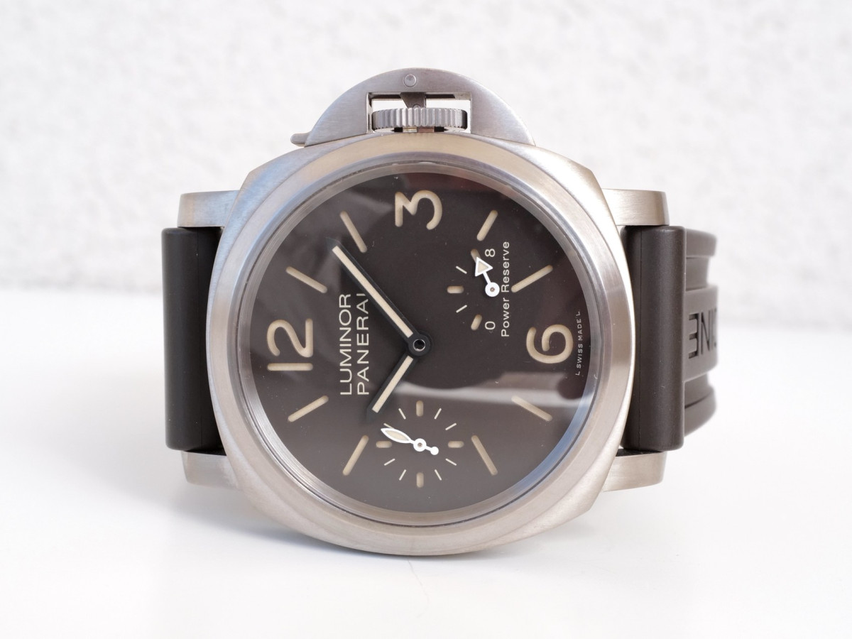 Швейцарские часы Panerai Luminor 8 Days Power Reserve Titanium 44