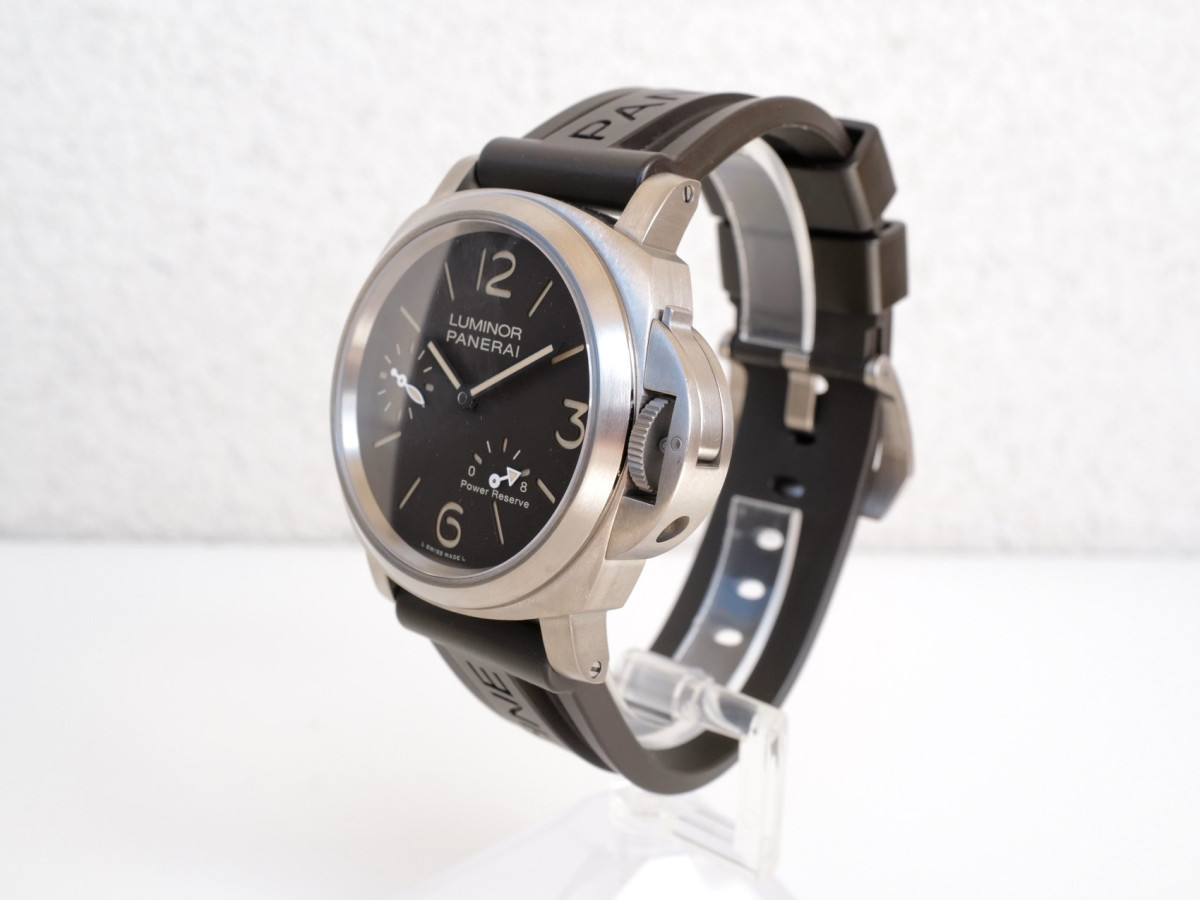 Швейцарские часы Panerai Luminor 8 Days Power Reserve Titanium 44