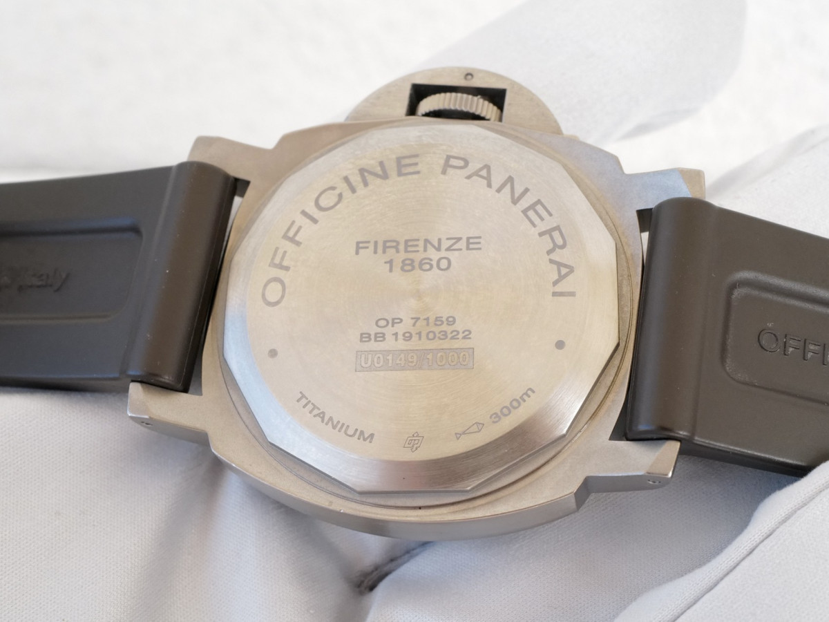 Швейцарские часы Panerai Luminor 8 Days Power Reserve Titanium 44