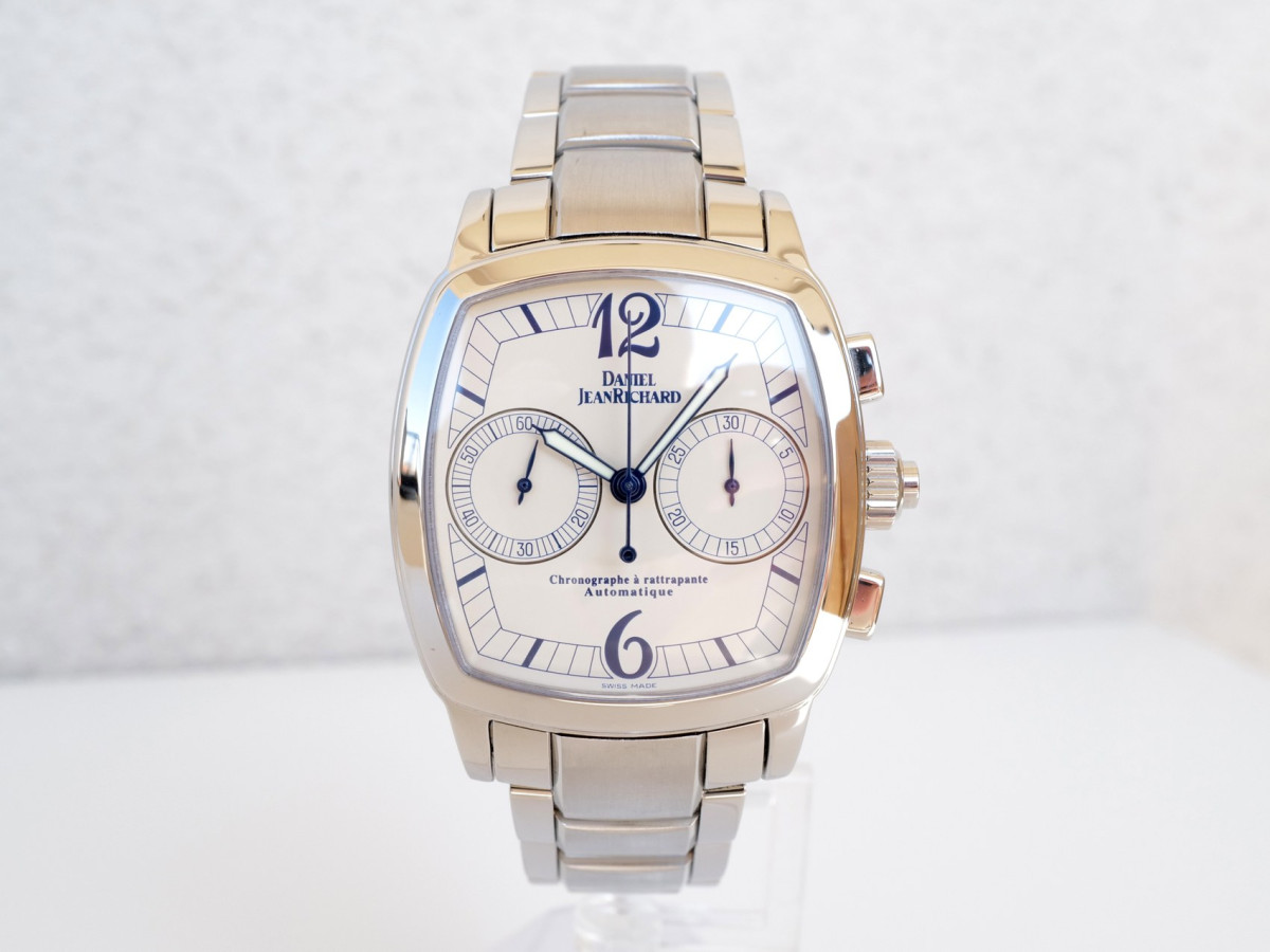 Швейцарський годинник Daniel JeanRichard Grand TV Screen Chronograph Rattrapante