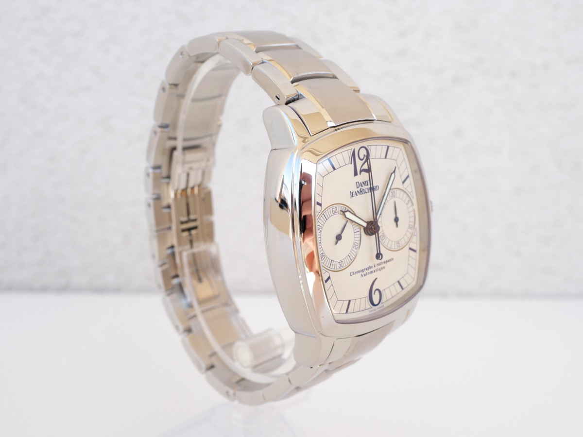 Швейцарський годинник Daniel JeanRichard Grand TV Screen Chronograph Rattrapante