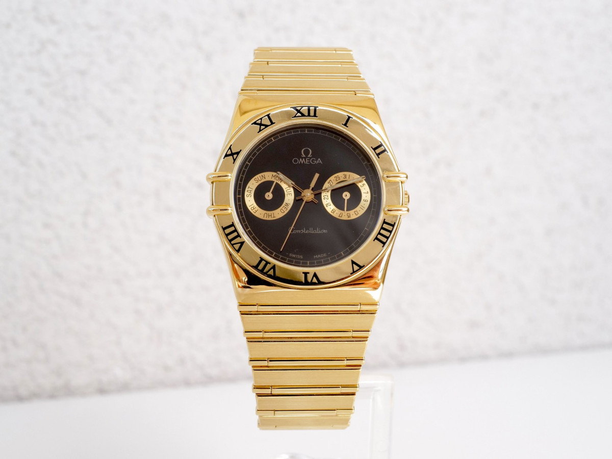 Швейцарские часы Omega Constellation 18K Yellow Gold Black Dial 33