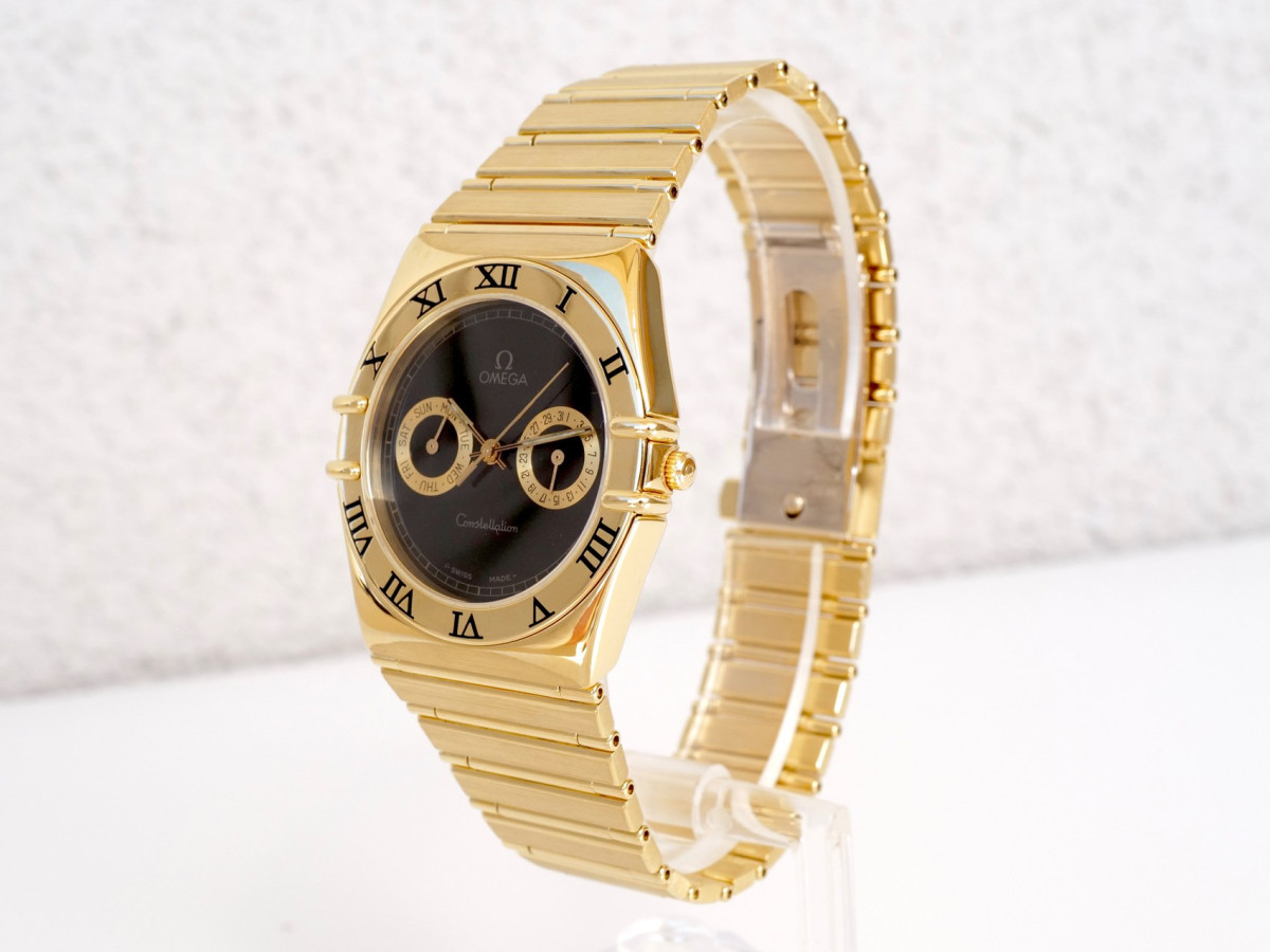 Швейцарские часы Omega Constellation 18K Yellow Gold Black Dial 33