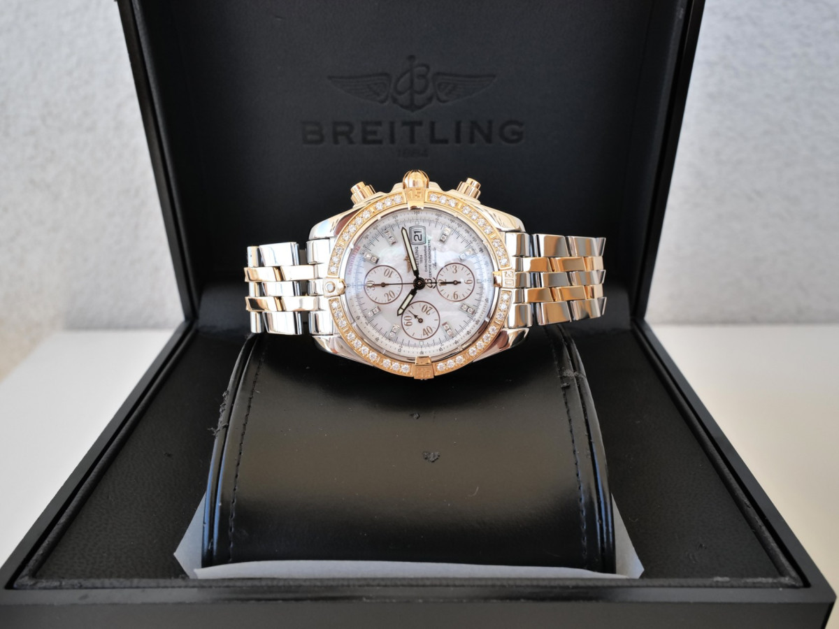 Швейцарський годинник Breitling Chronomat Evolution 18K Rose Gold Steel MOP Diamonds 44