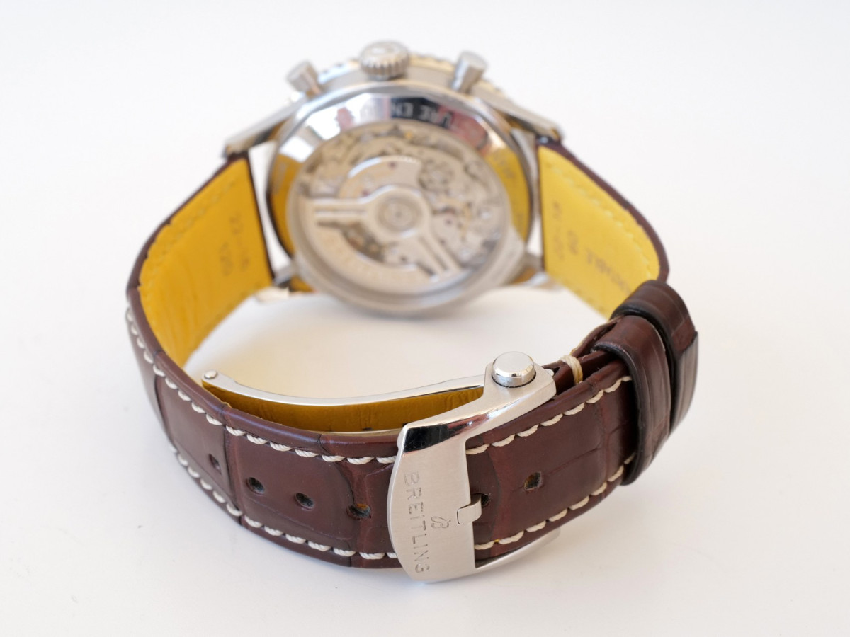 Швейцарские часы Breitling Navitimer 1 B01 Chronograph 41