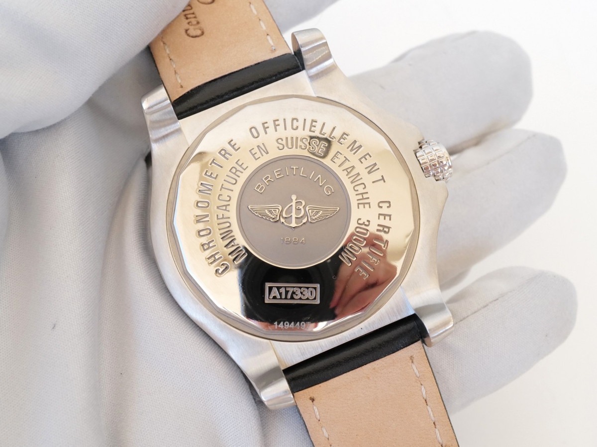 Швейцарський годинник Breitling Avenger Seawolf 45