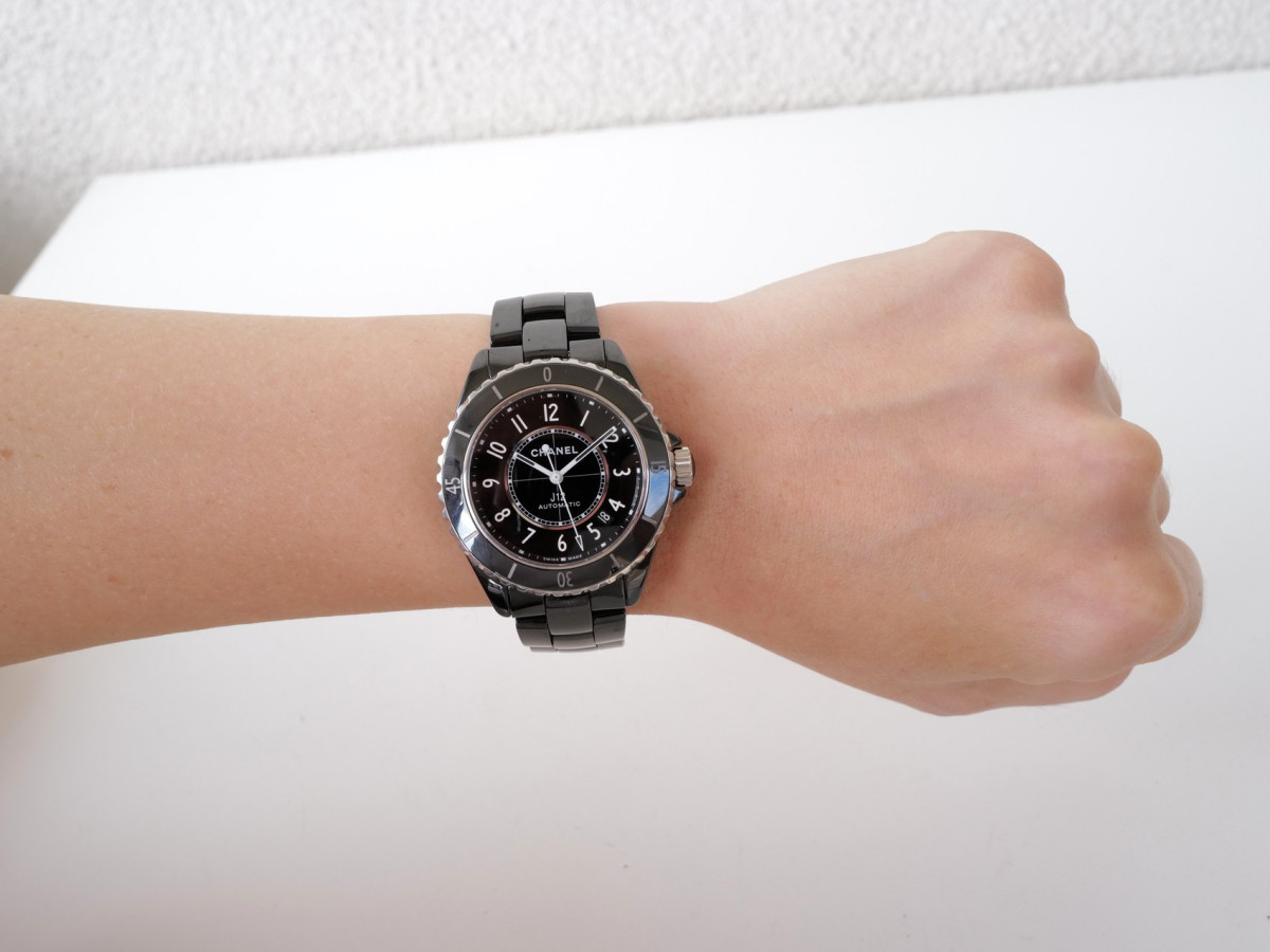 Швейцарський годинник Chanel J12 Watch Calibre 12.1 Automatic 38