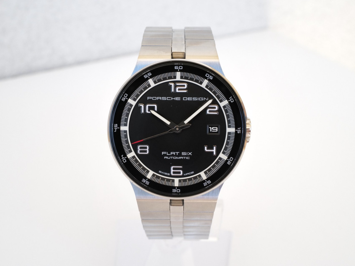 Швейцарський годинник Porsche Design Flat Six Black Dial 40