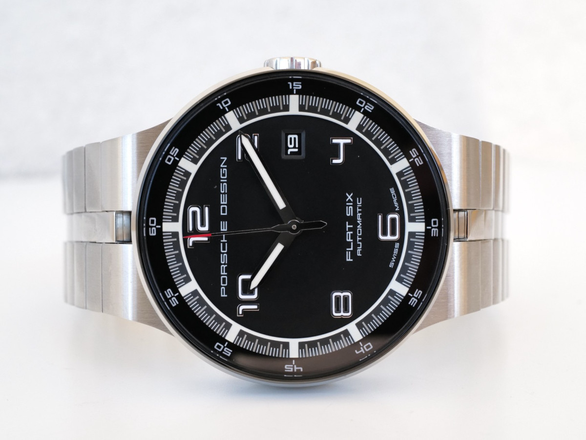 Швейцарський годинник Porsche Design Flat Six Black Dial 40