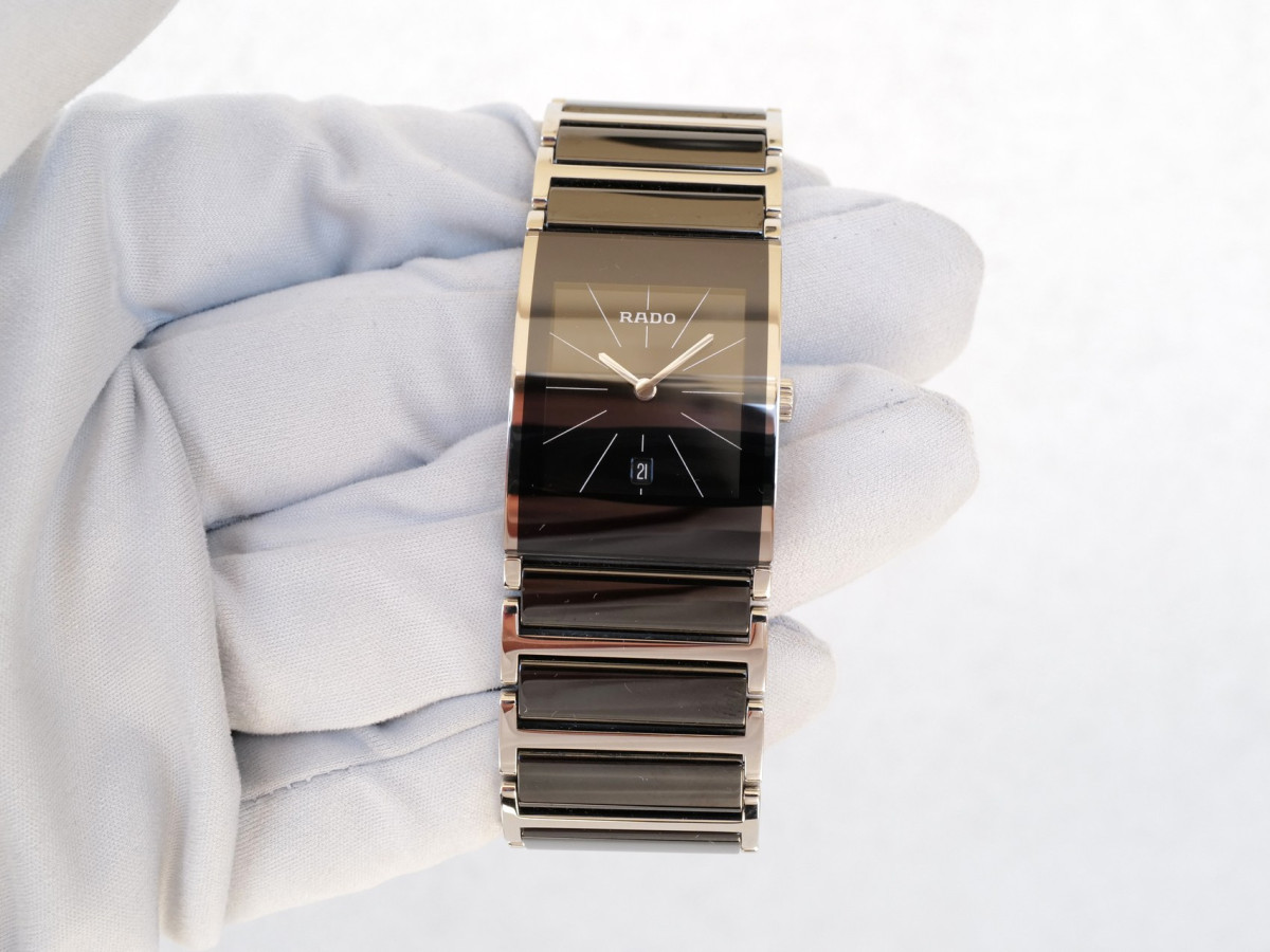 Швейцарський годинник Rado Integral Date Quarz 34