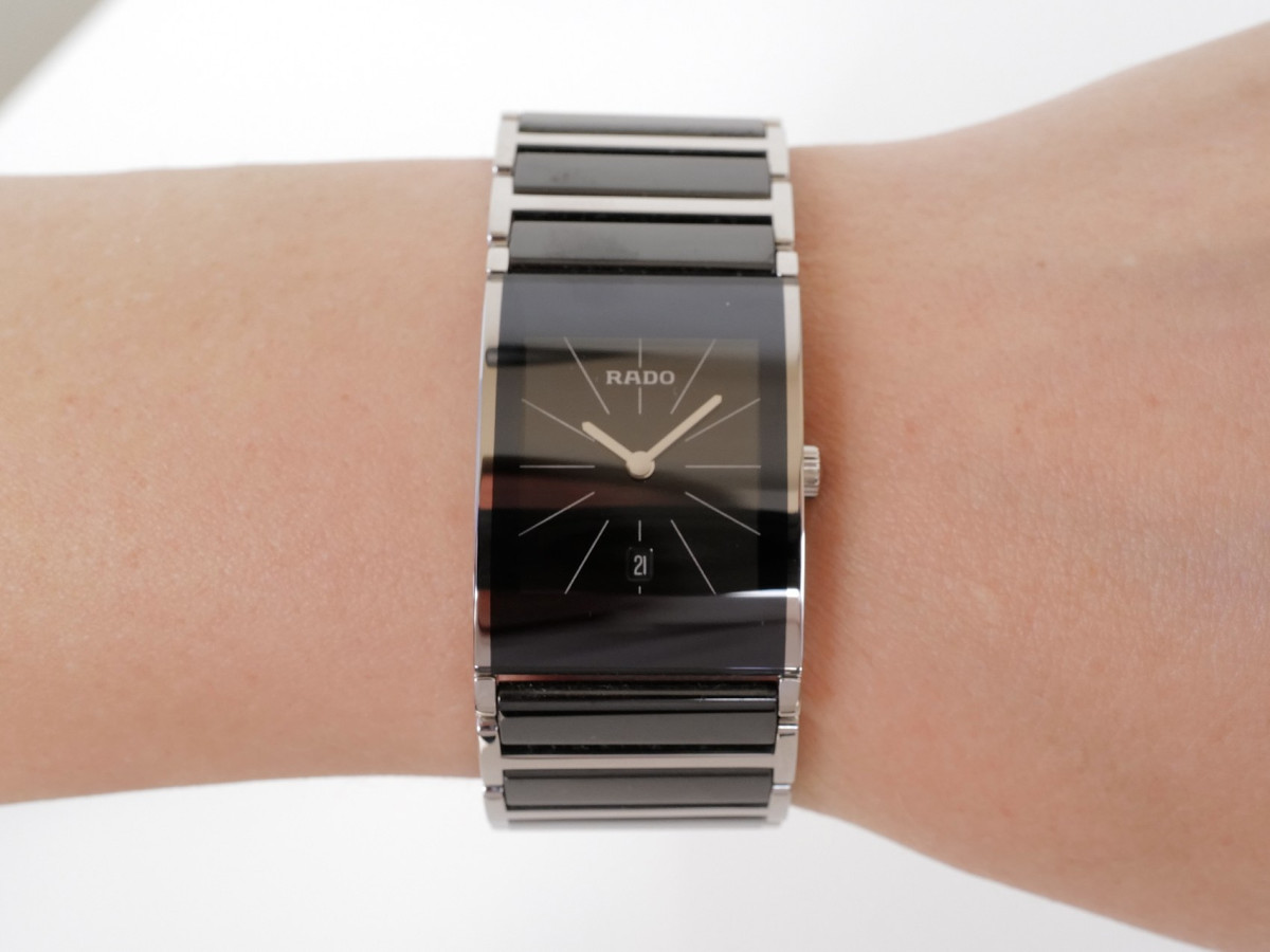 Швейцарський годинник Rado Integral Date Quarz 34