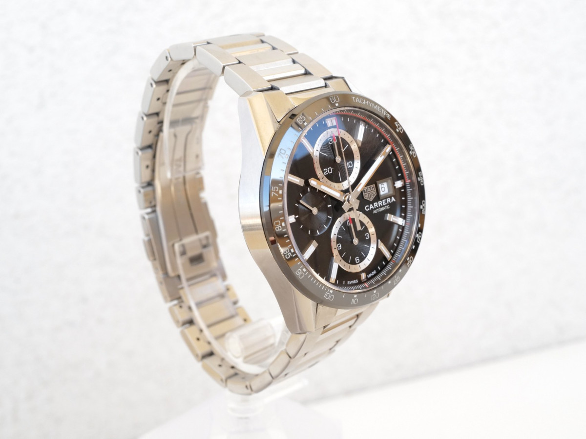 Швейцарские часы Tag Heuer Carrera Calibre 16 Chronograph Black Dial 41