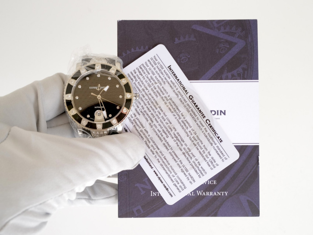 Швейцарские часы Ulysse Nardin Marine Lady Diver Black Diamond Dial 40