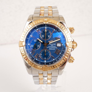 Швейцарський годинник Breitling Chronomat Evolution Gold Steel Blue Roman Dial 44