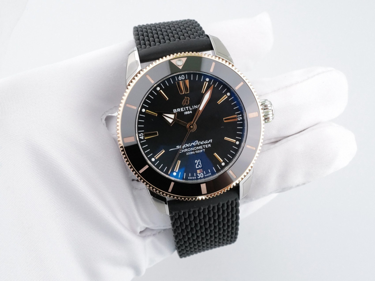 Швейцарський годинник Breitling Superocean Heritage II B20 44 Gold Steel