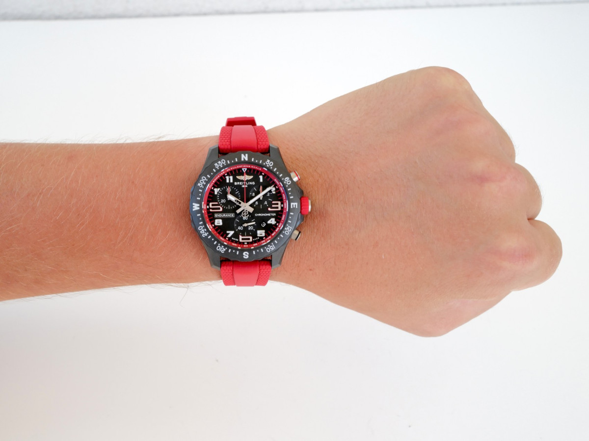 Швейцарський годинник Breitling Endurance Pro 38