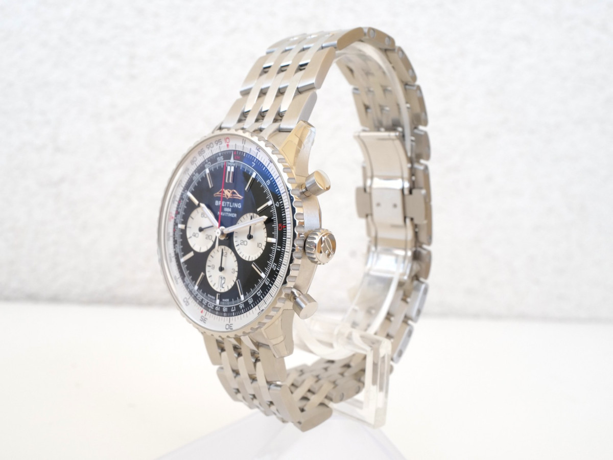 Швейцарський годинник Breitling Navitimer B01 Chronograph 46