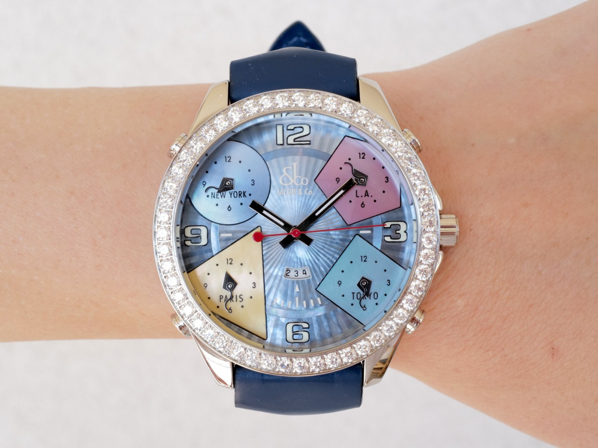 Швейцарський годинник Jacob & Co Five Time Zone 3.25ct Diamonds 47