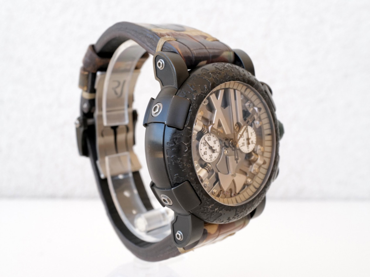 Швейцарские часы Romain Jerome Steampunk Chrono Forest Camo Limited edition of 25