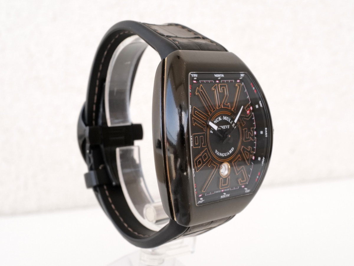 Швейцарские часы Franck Muller Vanguard Black Titanium 18K Rose Gold