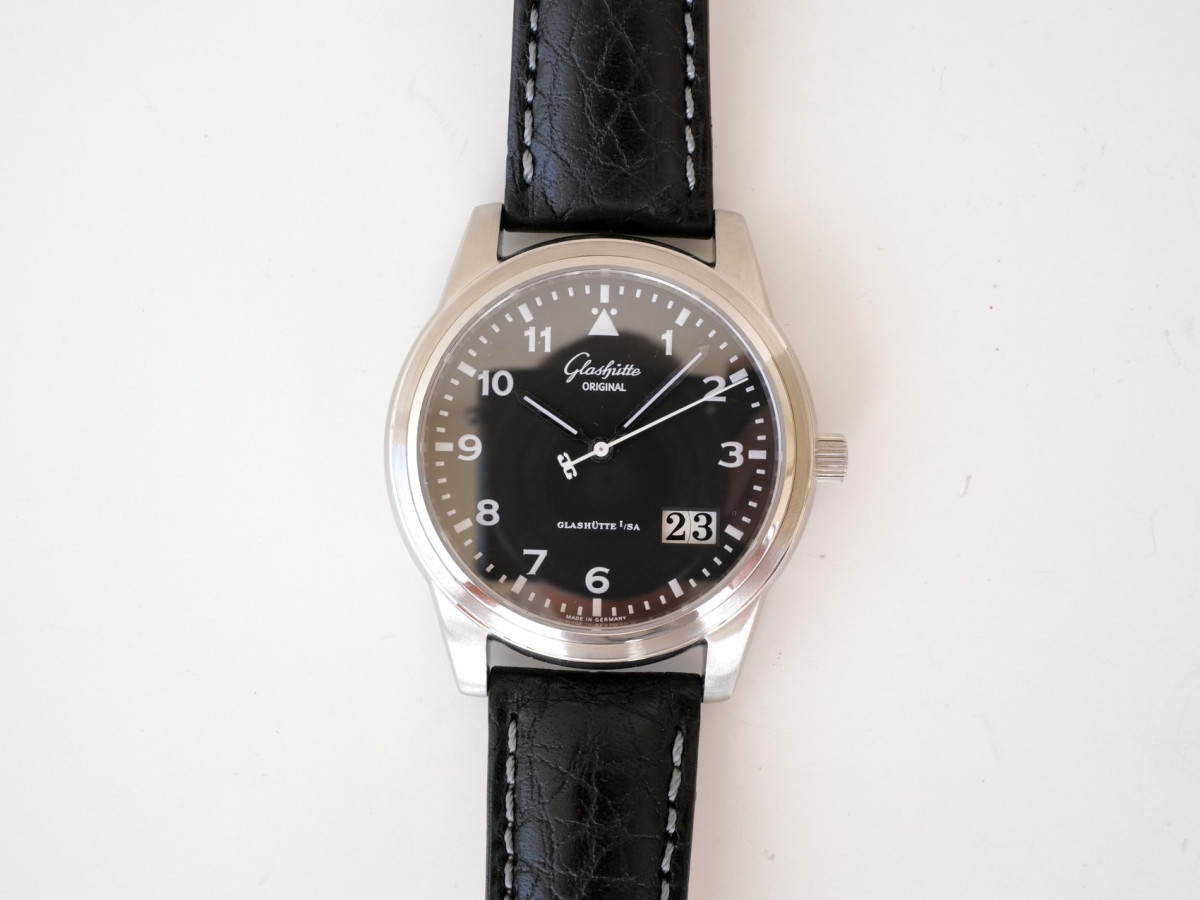 Швейцарський годинник Glashutte Senator Aviator Auto Date 38