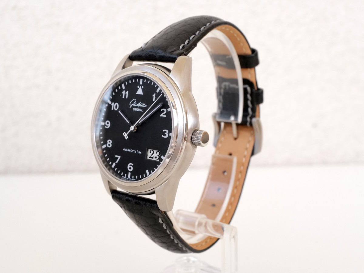 Швейцарський годинник Glashutte Senator Aviator Auto Date 38