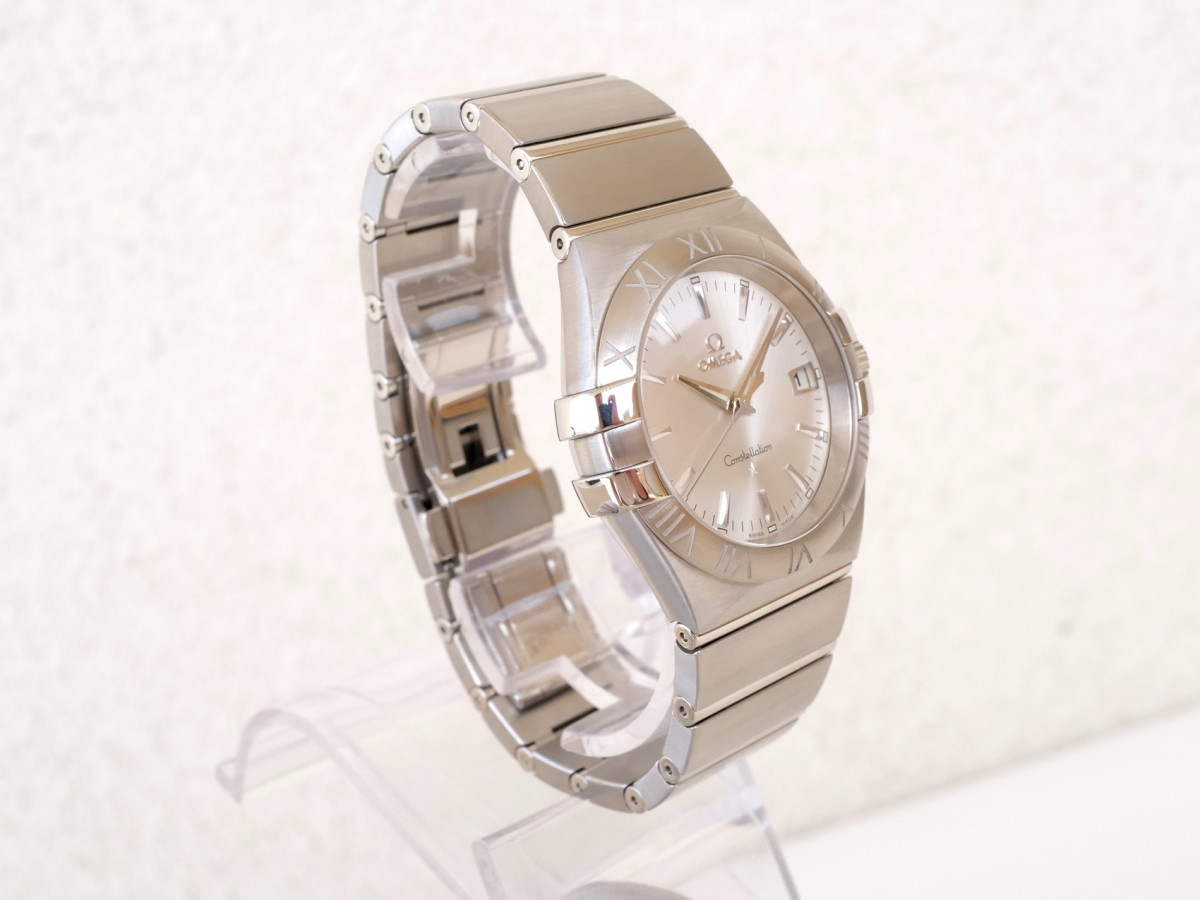 Swiss watch Omega Constellation Quartz Silver Dial 35