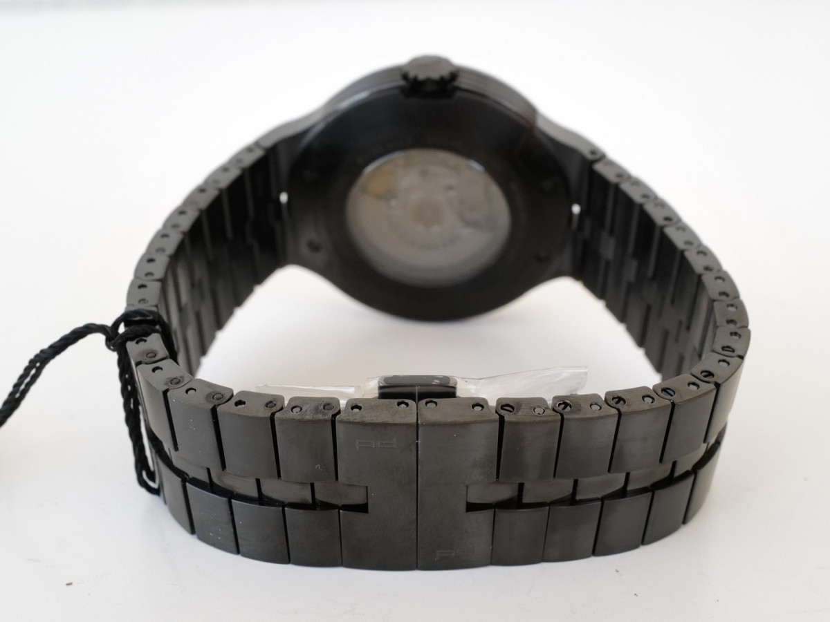 Швейцарские часы Porsche Design Flat Six Black Dial 44