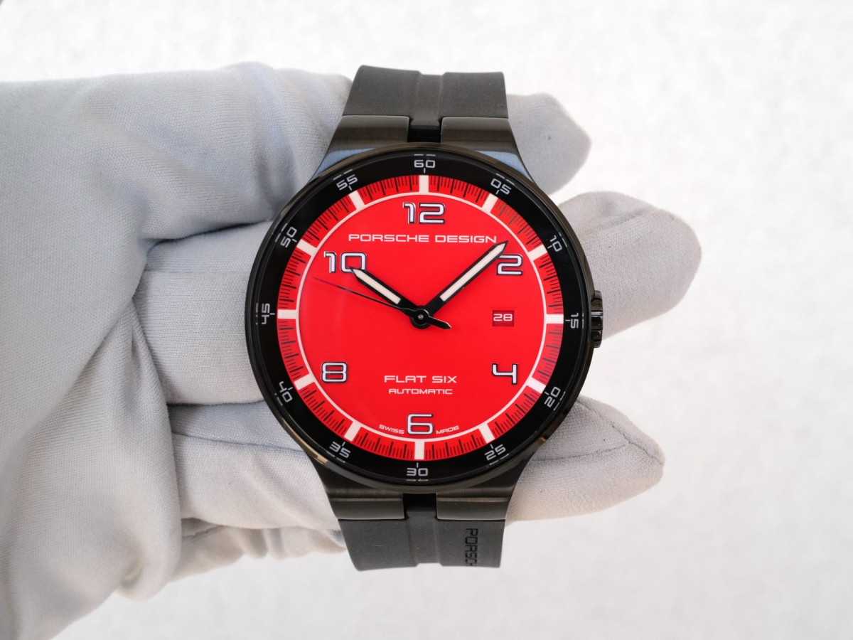 Швейцарские часы Porsche Design Flat Six Red Dial 44