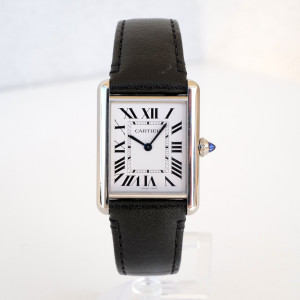 Швейцарський годинник Cartier Tank Must SolarBeat Large