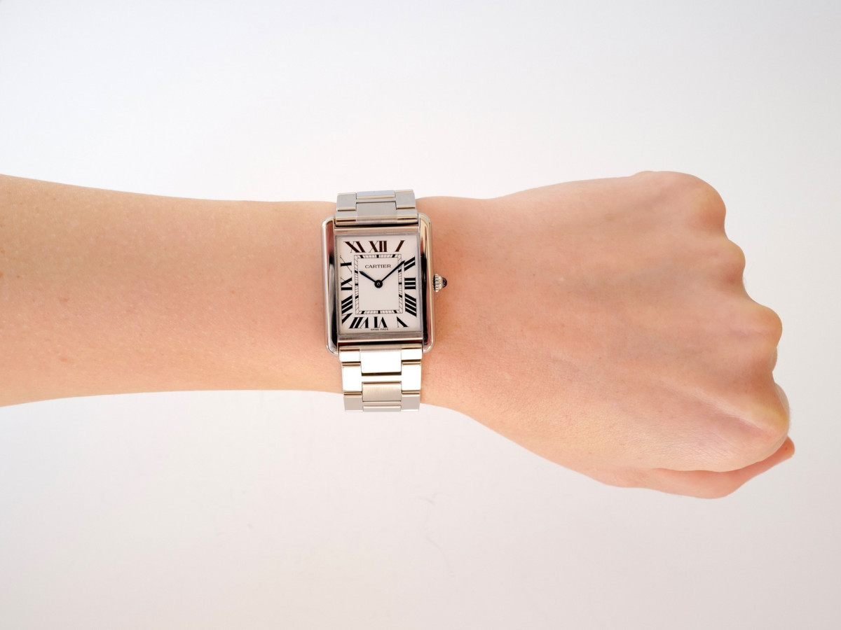 Швейцарський годинник Cartier Tank Solo Large
