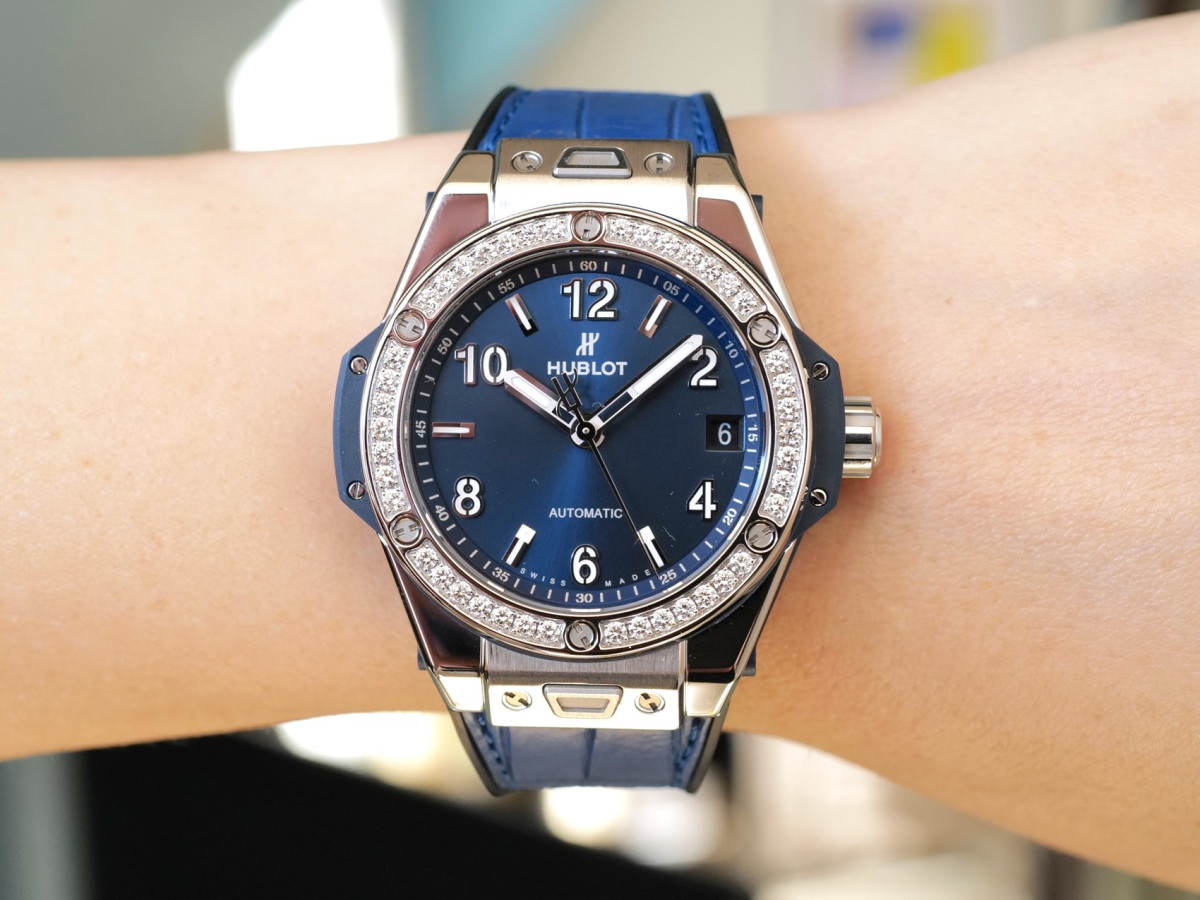 Swiss watch Hublot Big Bang One Click Blue Diamonds Automatic 39