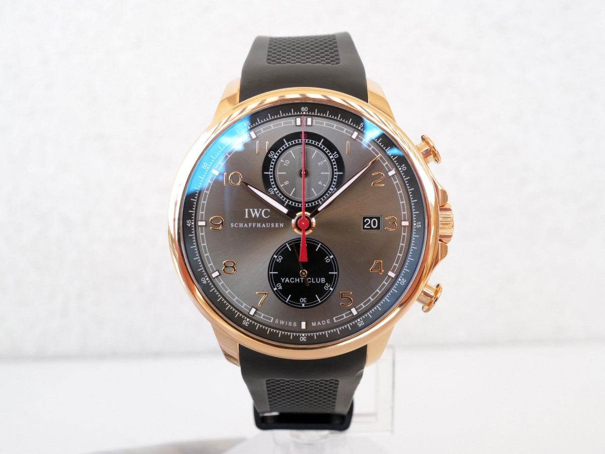 Швейцарские часы IWC Portuguese Yacht Club 18K Rose Gold Chronograph 45
